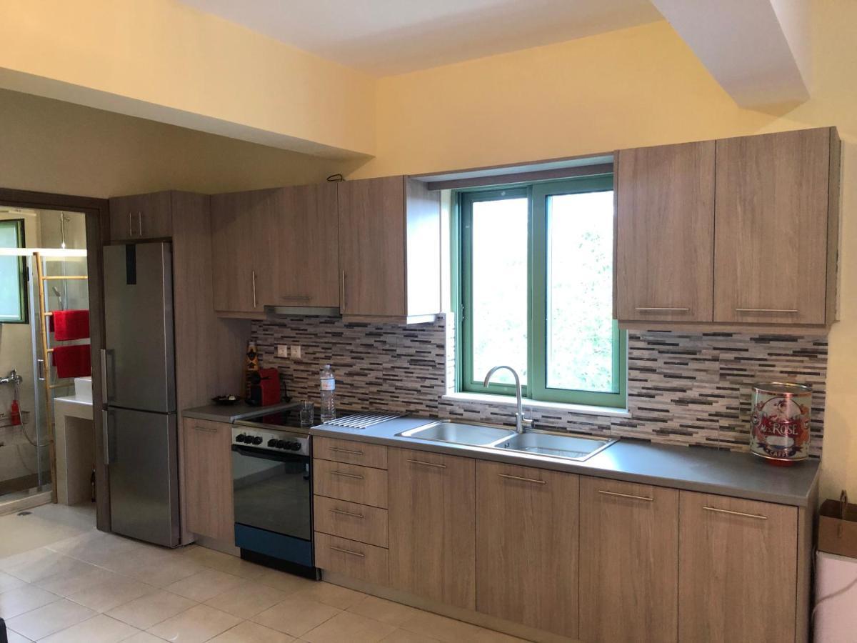 Kakovatos - Luxury Sea View Apartment “Theodora” 54M2. Buitenkant foto